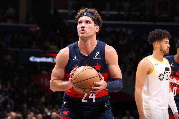 ROeH, 着他在经历 ROeH, 着他在经历